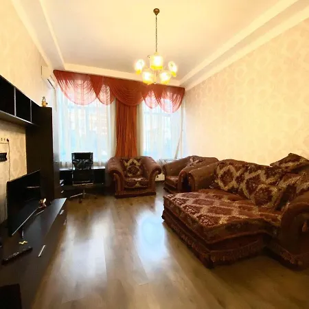 Gogol Street Atlantes * Odesa